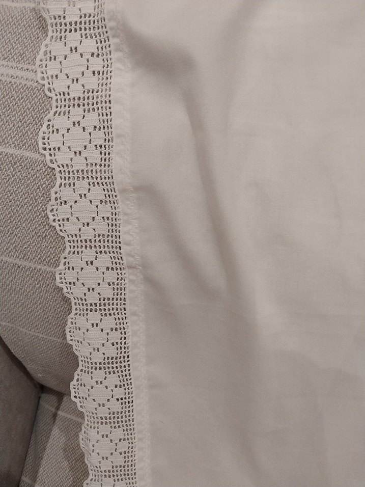 Nakışlı Bej Masa Örtüsü - Görsel 4