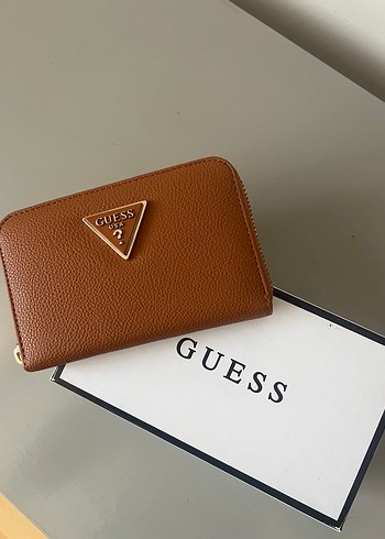 GUESS Kahverengi Deri Fermuarlı Kadın Cüzdan