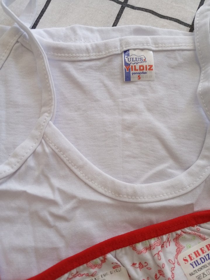 Çocuk Çok Renkli Desensiz Külot Seti - Görsel 4