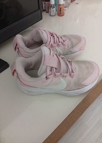 Pembe Bağcıklı Basketbol Ayakkabısı - Görsel 2