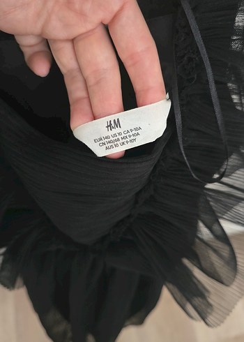 10 Yaş Beden siyah Renk H&M marka Kız Çocuk Siyah Fırfırlı elbise