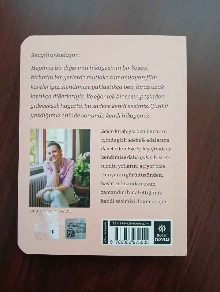 Yakın - Ege Soley Şiir Kitabı - Görsel 2