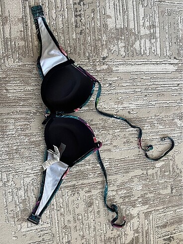 36 Beden çeşitli Renk Penti 36 beden bikini