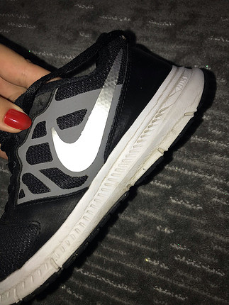 38 Beden siyah Renk Nike koşu ayakkabısı
