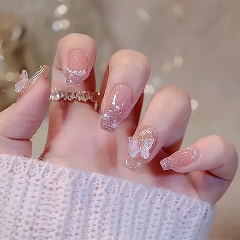 Sheinside KELEBEKLİ CHARMLI TAKMA TIRNAK
