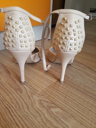 topuklu ayakkabı