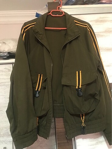 Bomber ceker