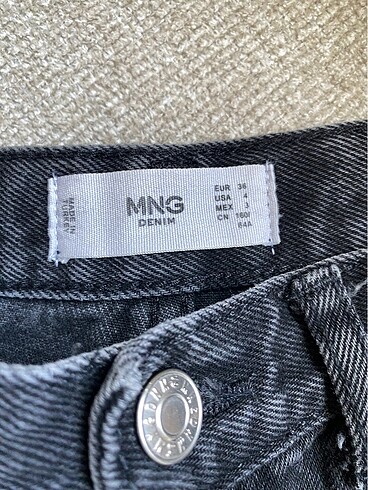 s Beden Mango Straight Jean