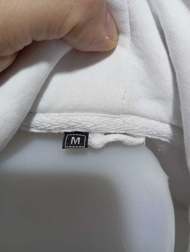 Beyaz Kapüşonlu Sweatshirt — görsel 8/10