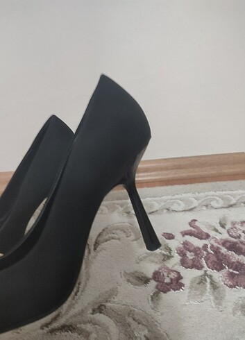 Zara Stiletto