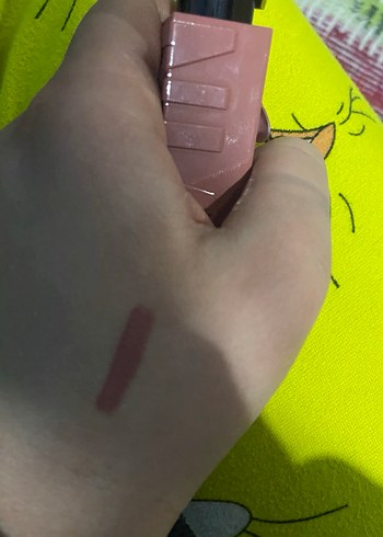 Maybelline Superstay Vinyl Ink Ruj - Görsel 5