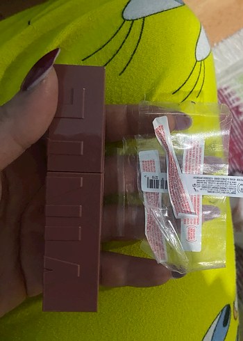 Maybelline Superstay Vinyl Ink Ruj - Görsel 3