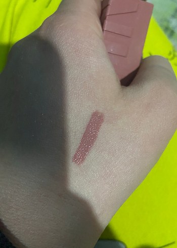 Maybelline Superstay Vinyl Ink Ruj - Görsel 6