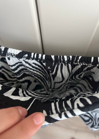 Trendyol & Milla Zebra Desenli İnce Askılı Bluz