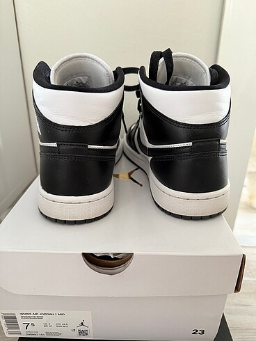 38,5 Beden Jordan panda mid
