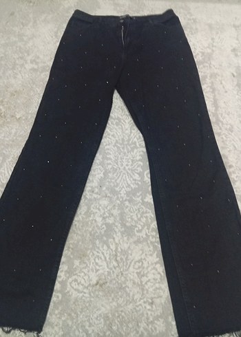 Kadın Siyah Payetli Nakışlı Denim Pantolon - Görsel 2