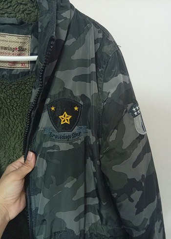 Kapüşonlu Kamuflaj Desenli Gri Kadın Mont - Görsel 2