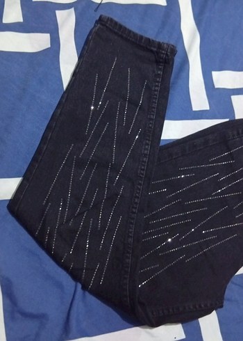 Siyah Payet İşlemeli Kadın Kot Pantolon - Görsel 3
