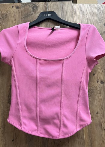 Pembe Kısa Kollu Kadın Tişört