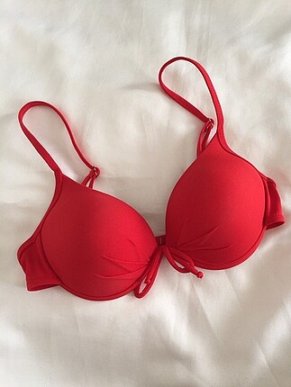 bikini üstü