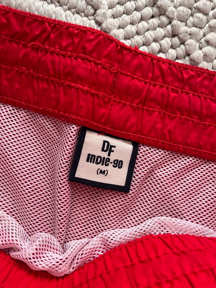 Kırmızı Mini Erkek Deniz Şortu - Görsel 2