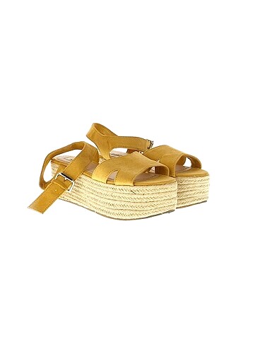 Pull and Bear Pull and Bear Sandalet %70 İndirimli.
