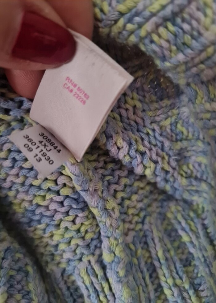 Victoria's Secret kazak - Görsel 3