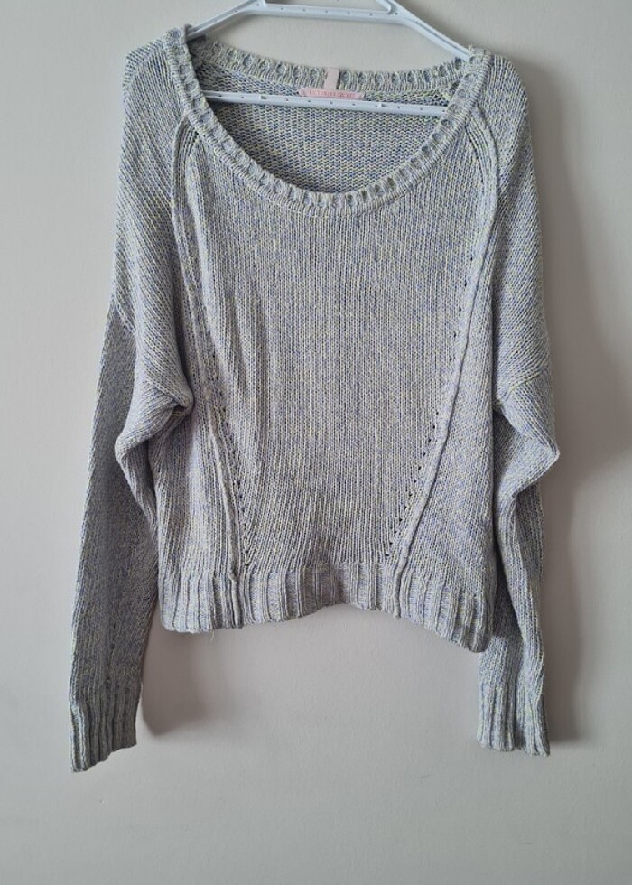 Victoria's Secret kazak - Görsel 4