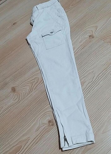 Joie marka beyaz renk kot pantolon jeans 