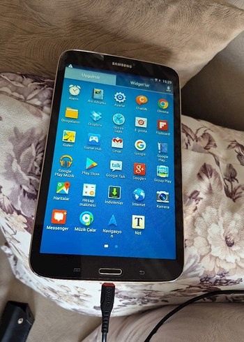 Samsung aynı gülerdik tablet Tab 3