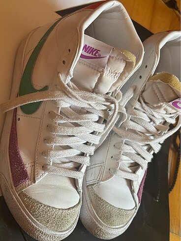 NIKE BILEKLI AYAKKABI
