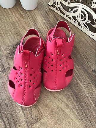 Nike sandalet
