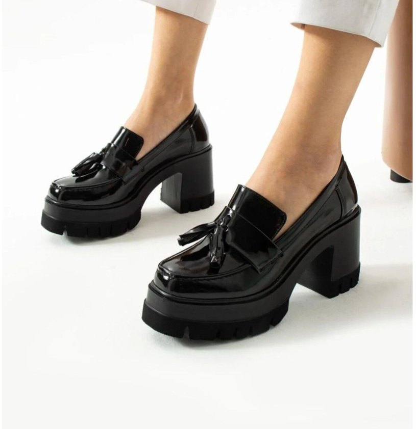 Kadın Siyah Parlak Püsküllü Platform Topuklu - Görsel 3