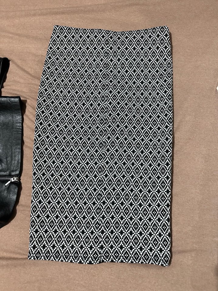 Desenli Siyah Uzun Kalem Etek - Görsel 2