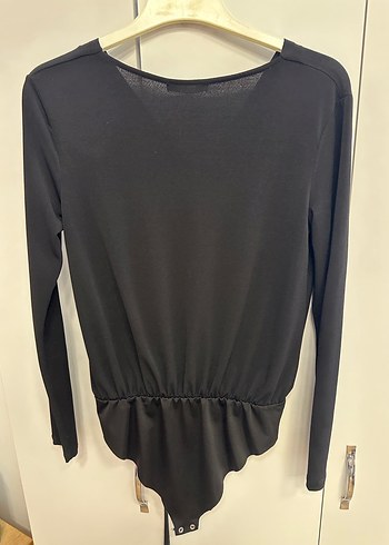 Siyah V Yaka Drapeli Kadın Bluz - Görsel 2