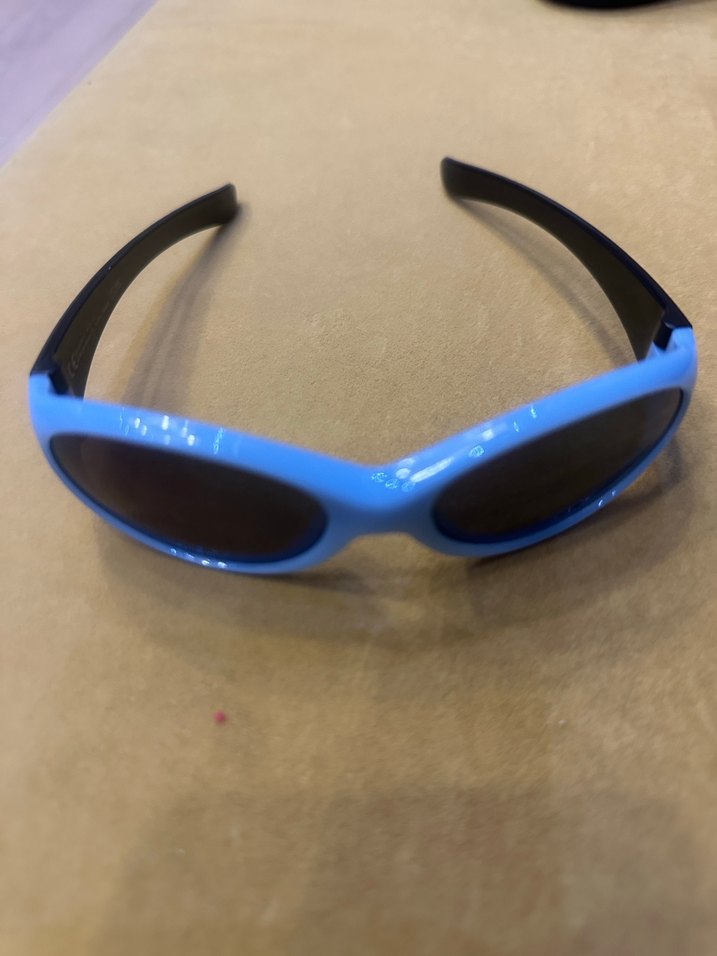 Mavi Erkek Çocuk Güneş Gözlüğü - Görsel 3