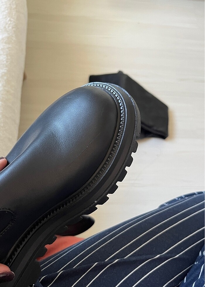 Siyah diz üstü deri çizme ???? - Görsel 4