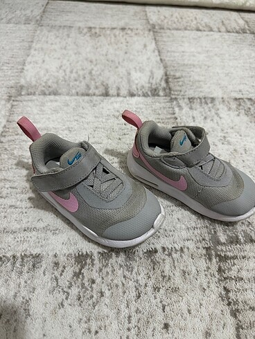 Nike Kız çocuk spor ayakkabı