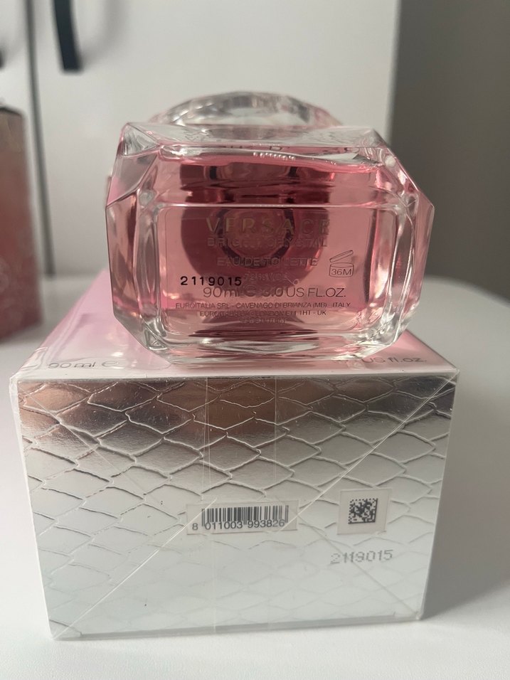 Versace Bright Crystal Kadın Parfümü 90 ml - Görsel 4