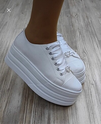 Gelinlik converse