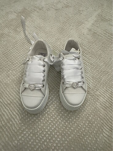 36 Beden Gelinlik converse
