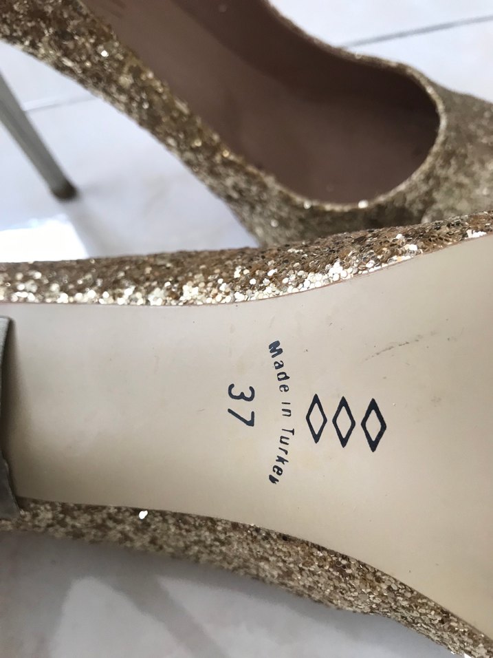 Altın Renk Parlak Stiletto Gelin Ayakkabısı - Görsel 4