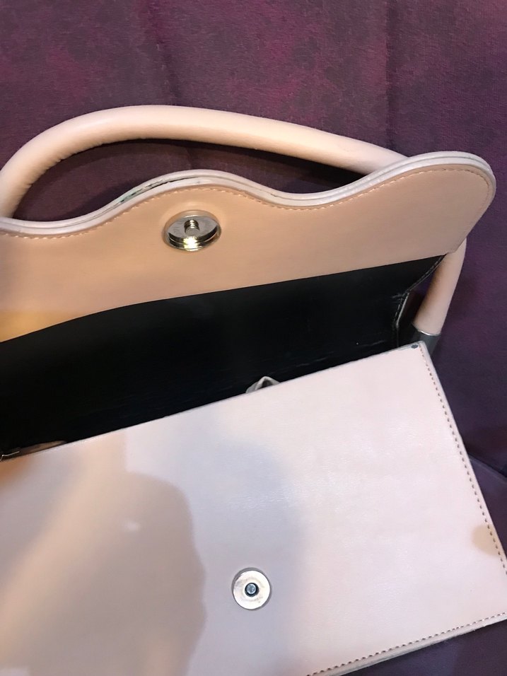 Bej Deri Kadın El Çantası - Görsel 2