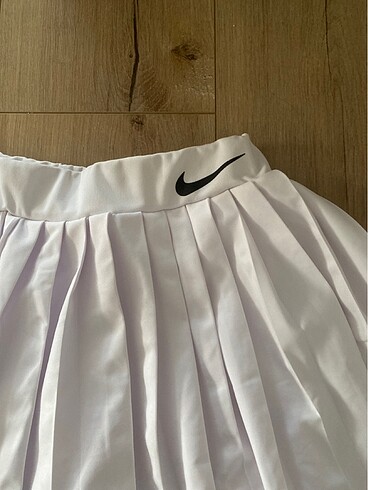 s Beden tenis eteği