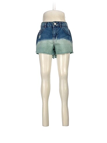Pull and Bear Mini Şort %70 İndirimli.