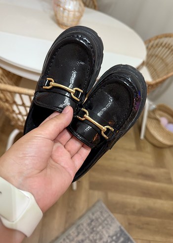 27 Beden siyah Renk Parlak Siyah Yılan Desenli Tokalı Loafer
