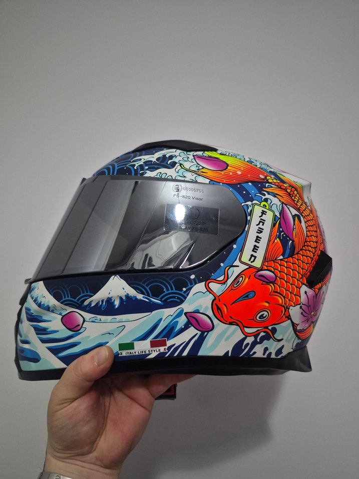 Renkli Baskılı Seramik Motosiklet Kaskı - Görsel 3