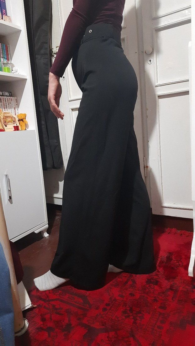 Siyah Bol Paça Likralı Crep Kadın Pantolon - Görsel 5