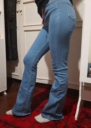 Pastel Mavi İspanyol Paça Likralı Yüksek Bel Kadın Kot Pantolon - Görsel 5