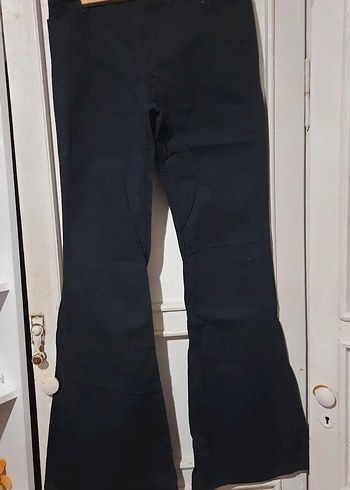 Siyah Kadın İspanyol Pantolon - Görsel 3